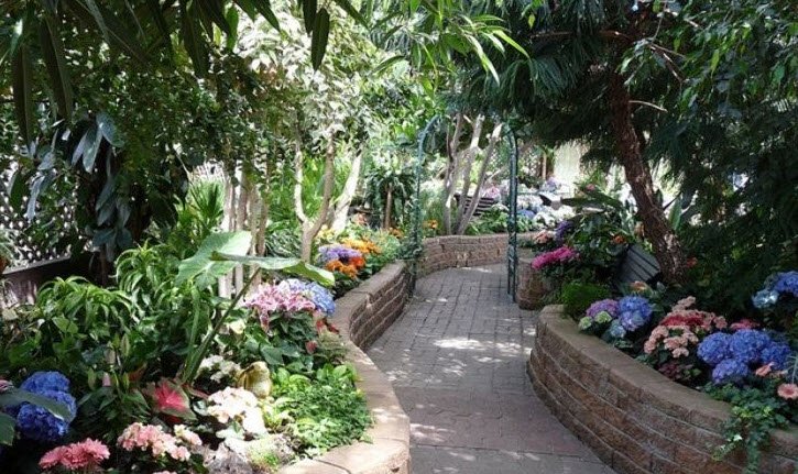Regina Floral Conservatory, Canada
